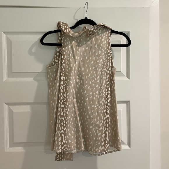 Tuckernuck Cream Ruffled Sleeveless Blouse - Picture 6 of 7